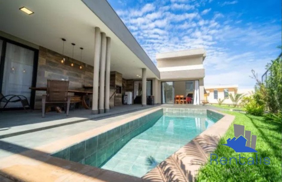 MARAVILHOSA CASA COM HABITE-SE NO AMOBB-0