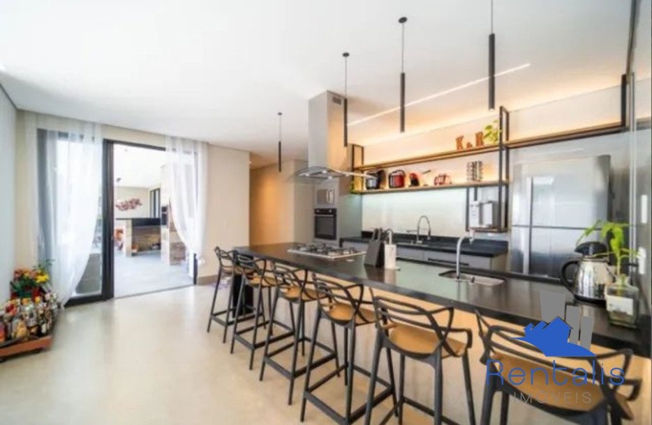 MARAVILHOSA CASA COM HABITE-SE NO AMOBB-3